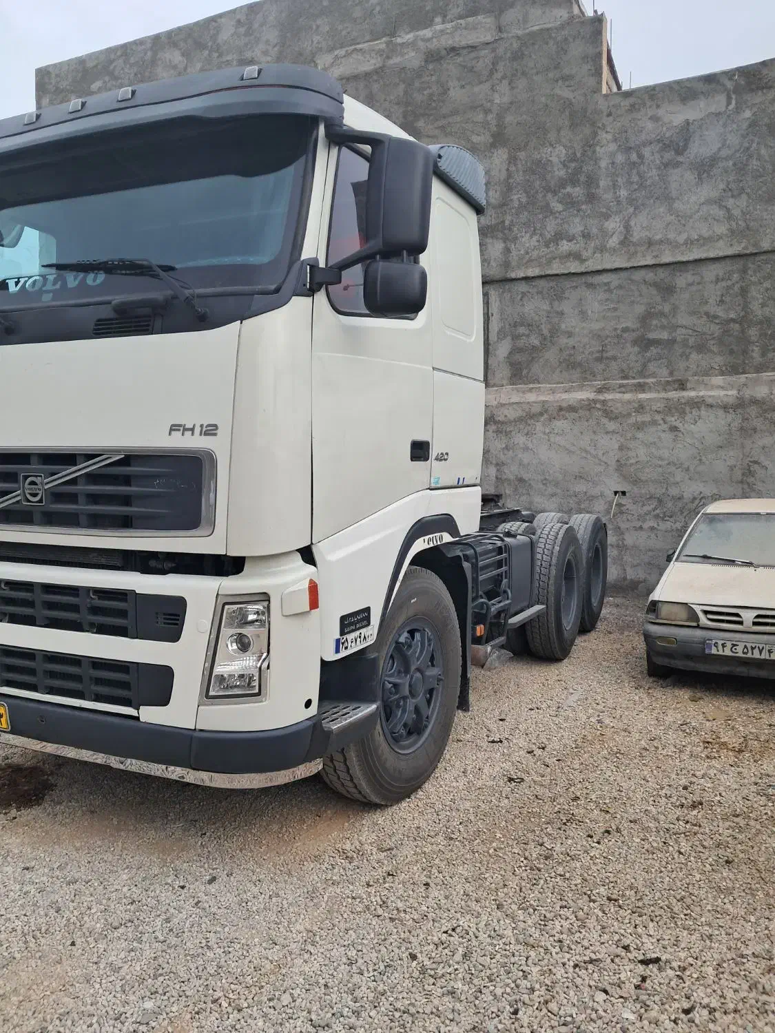 اف اچ۴۲۰|خودرو سنگین|مبارکه, |دیوار