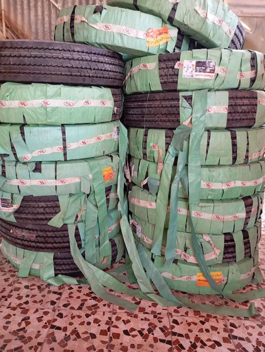 لاستیک 12/27اونیکس هایفلای آویشن تاریخ بروز|قطعات یدکی و لوازم جانبی|کارون, |دیوار