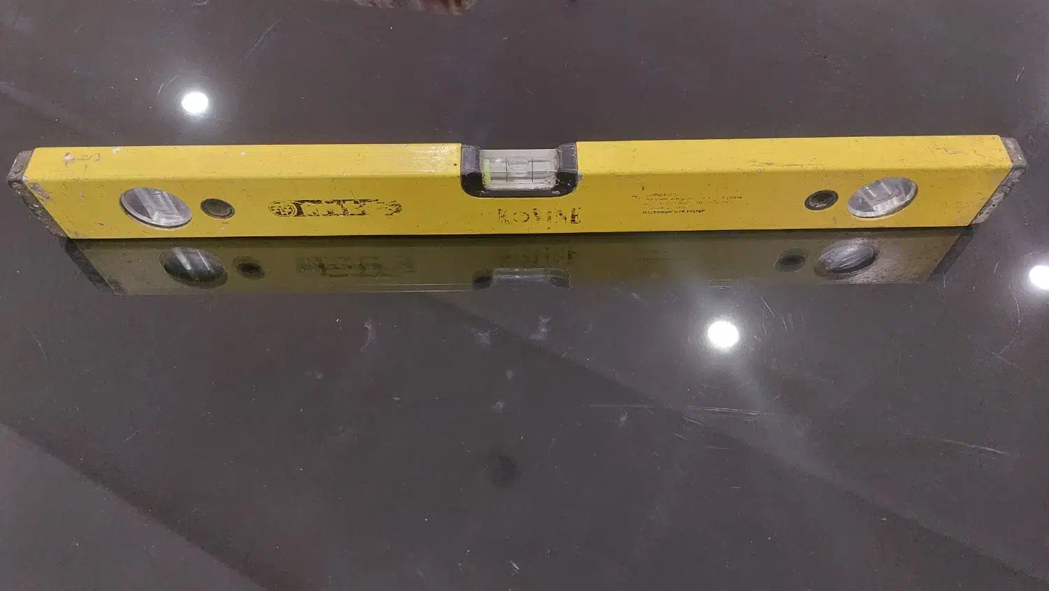 تراز کار کرده خارجی کاملا سالم سالم|ابزارآلات|نظرآباد, نظرآباد|دیوار