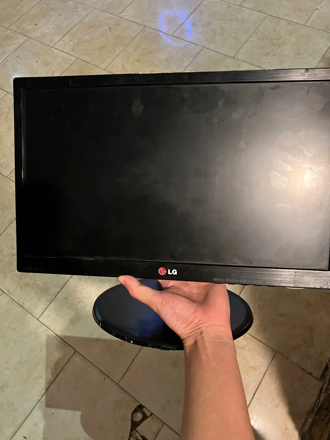 مانیتور|قطعات و لوازم جانبی رایانه|فومن, |دیوار