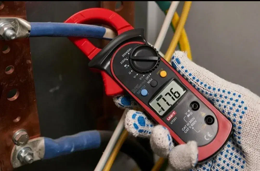 برقکار صنعتی روشنایی ساختمان و ....|خدمات پیشه و مهارت|ساوه, |دیوار