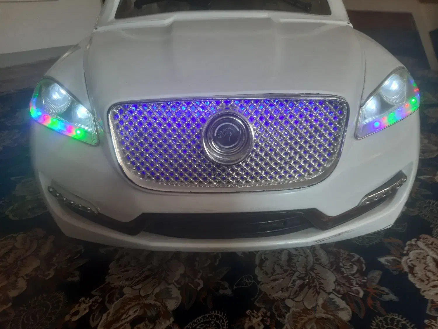 ماشین شارژی باطری نو|اسباب‌بازی بچه|تبریز, |دیوار