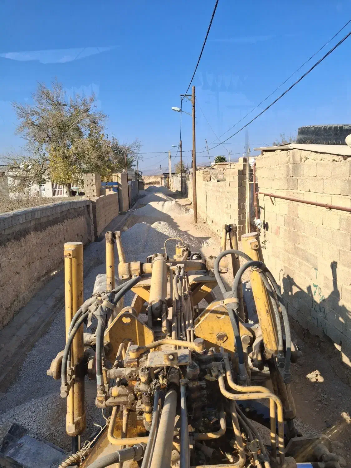 گریدر|خودرو سنگین|مرودشت, قانون|دیوار