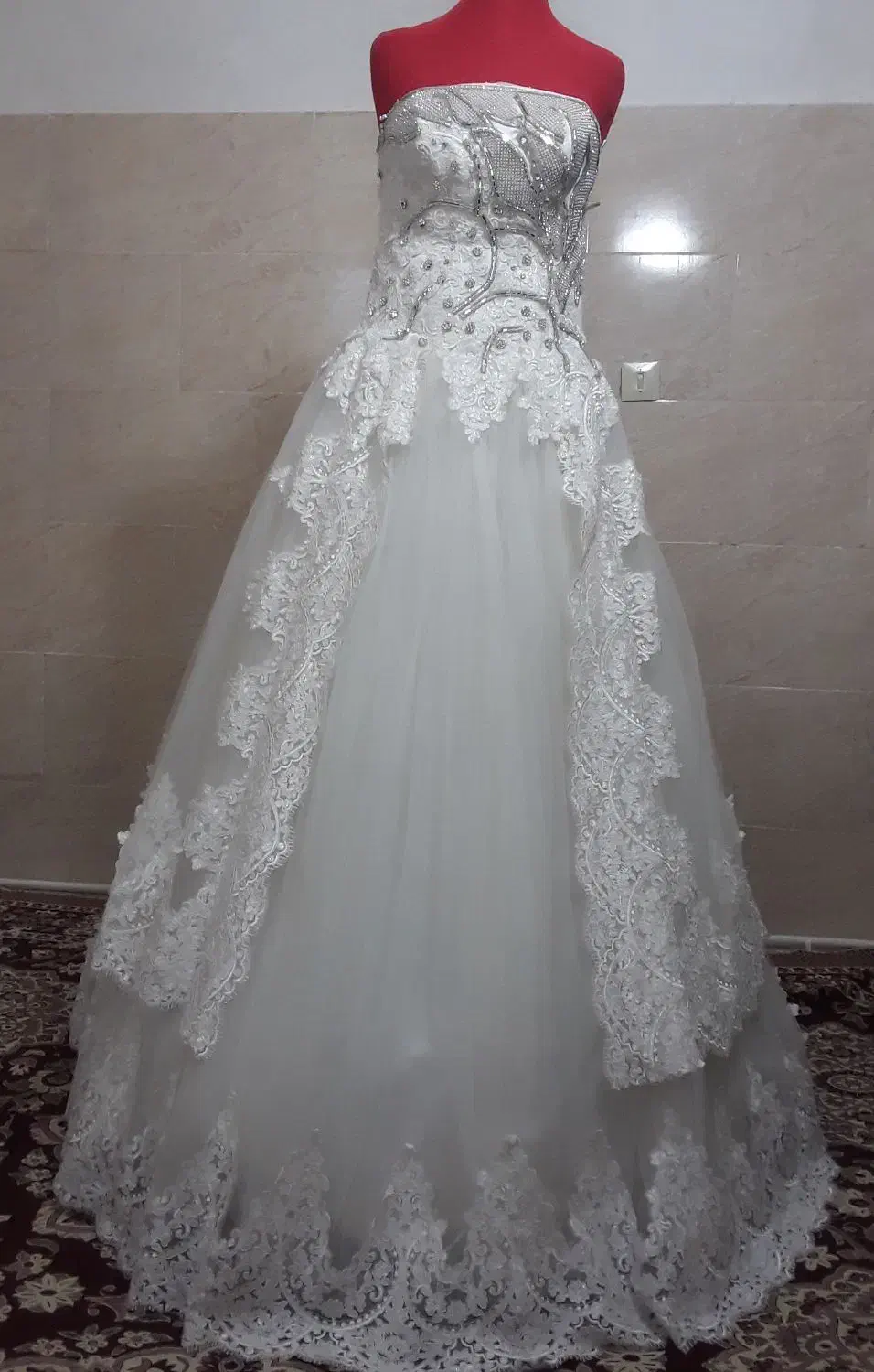 پیراهن عروس|لباس|دامغان, |دیوار