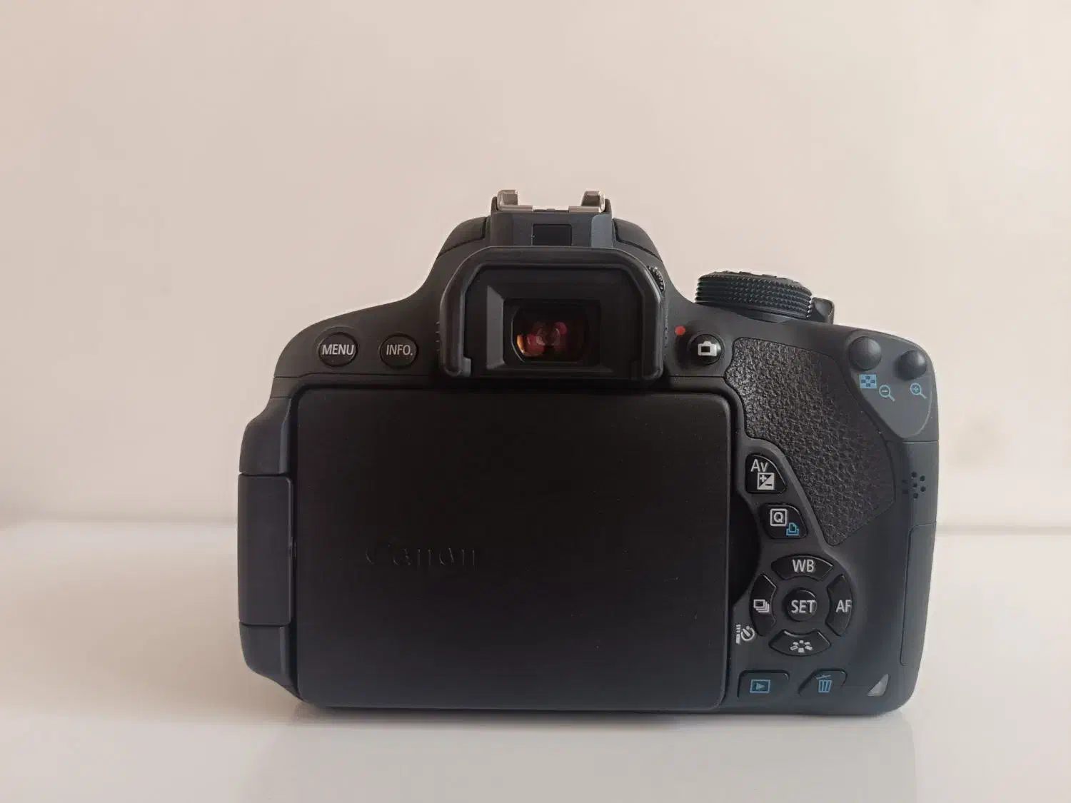 دوربین canon700D|دوربین عکاسی و فیلمبرداری|ری, شهید بهشتی|دیوار