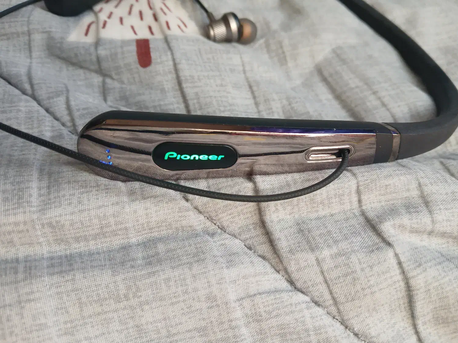 هندزفری گردنی بلوتوثی pioneer|لوازم جانبی موبایل و تبلت|فردیس, شهرک وحدت|دیوار