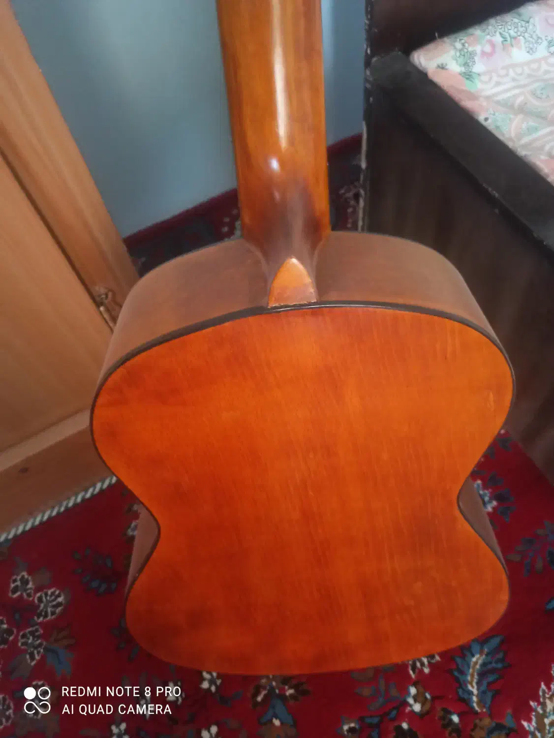 گیتار متاع پور در حد نو|گیتار، بیس، امپلیفایر|مه ولات, |دیوار