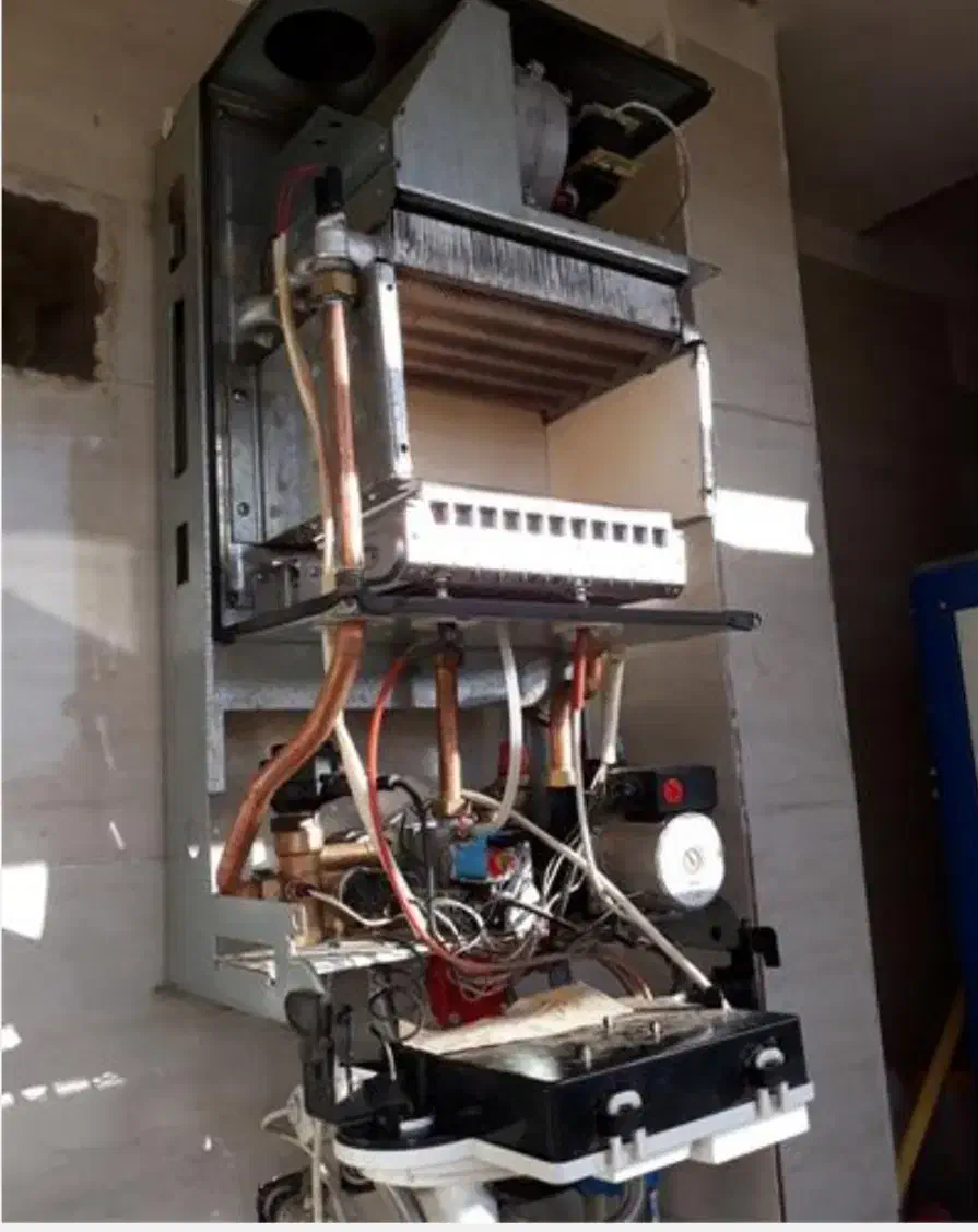 نصب و تعمیر پکیج رادیاتور نصب شیرالات|آبگرمکن، پکیج، شوفاژ|زنجان, |دیوار