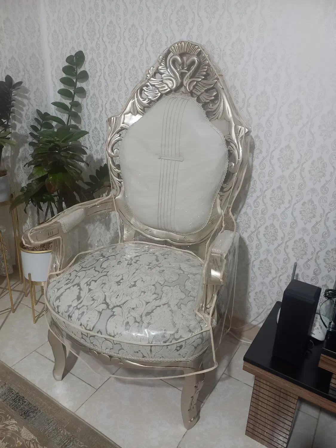 مبل استیل نو نو|مبلمان خانگی و میز عسلی|مهاجران, |دیوار