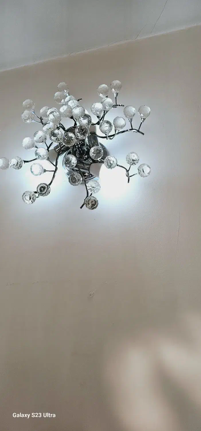 یک عدد لوستر ۶ شعله و دیوارکوب|لوستر و چراغ آویز|پردیس, فاز ۲|دیوار