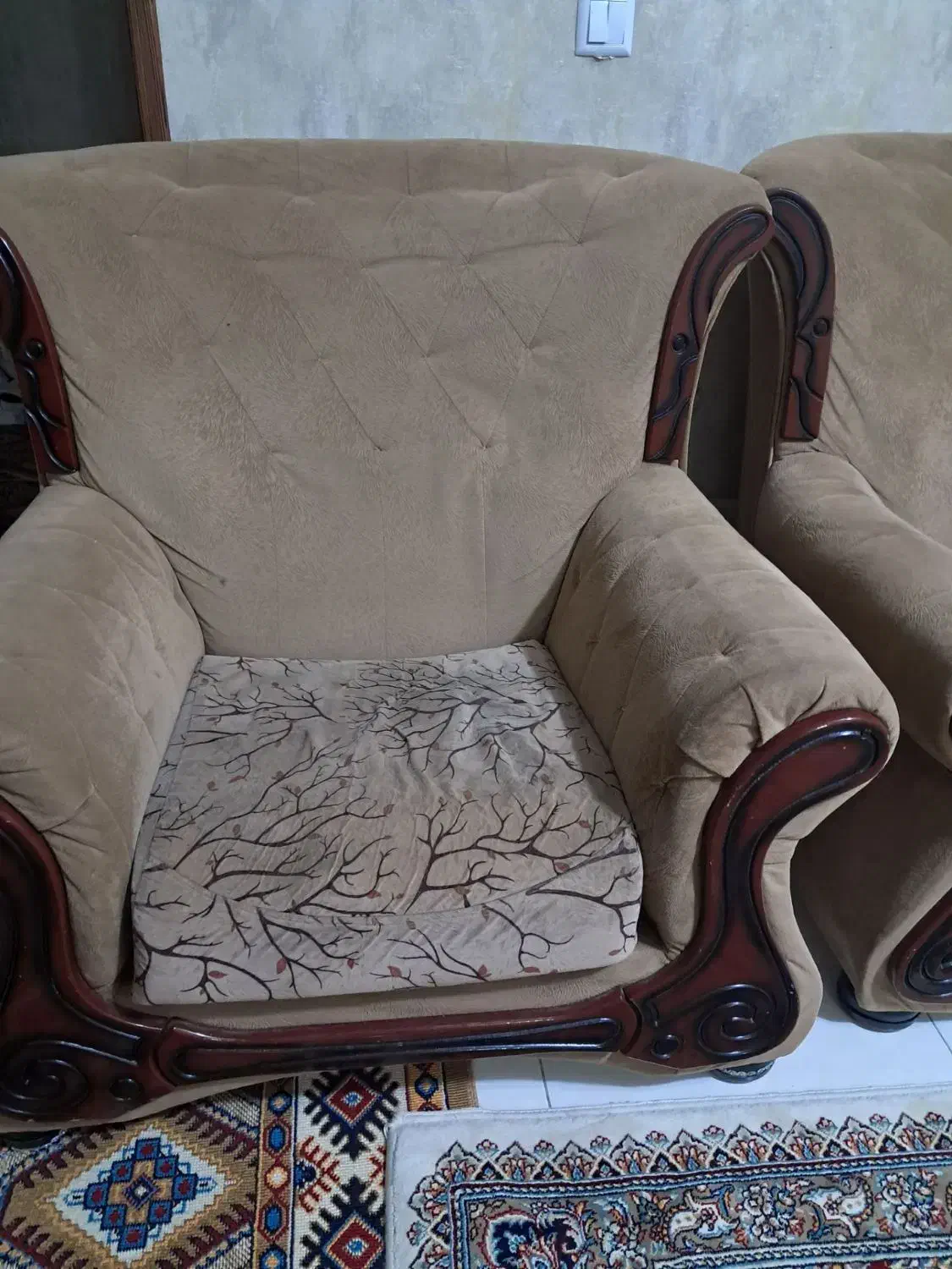 مبل ۷ نفره|مبلمان خانگی و میز عسلی|رشت, کوی مهر|دیوار