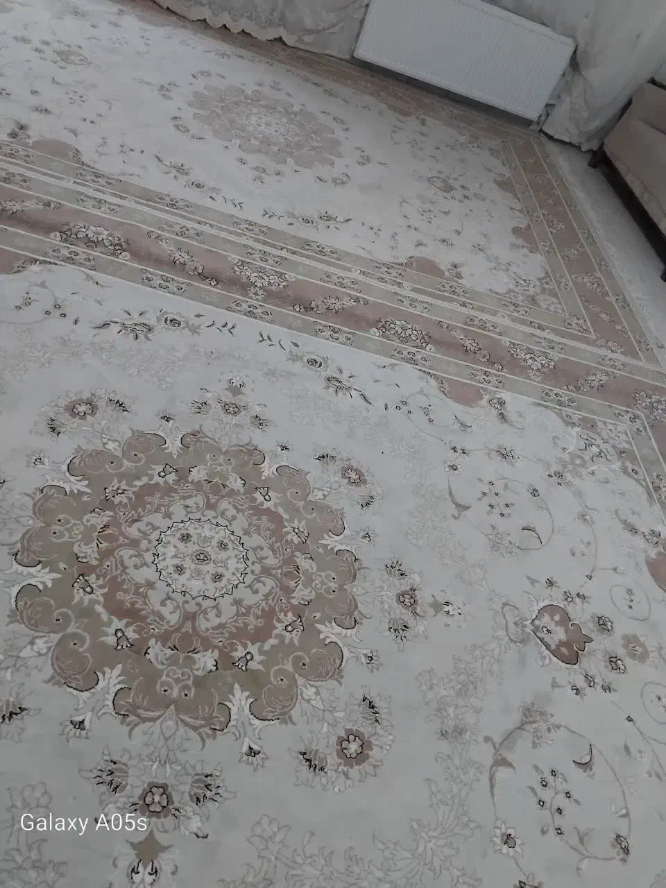 فرش ۱۲متری|فرش|اصفهان, قهجاورستان|دیوار