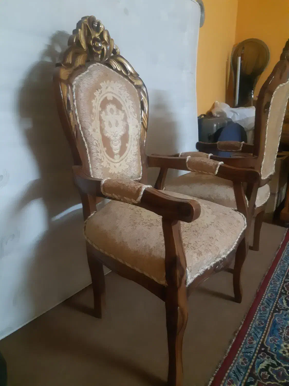 فروش ۲ عدد صندلی سلطنتی در حد اکبند و نو|صندلی و نیمکت|گنبد کاووس, |دیوار