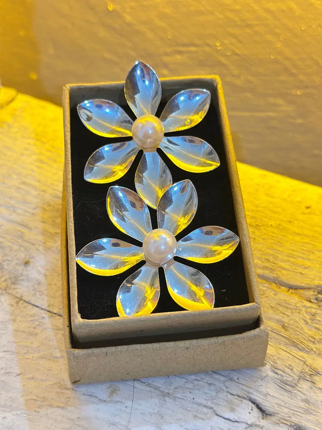 گوشواره گل رنگ ثابت|بدلیجات|رشت, بازار|دیوار