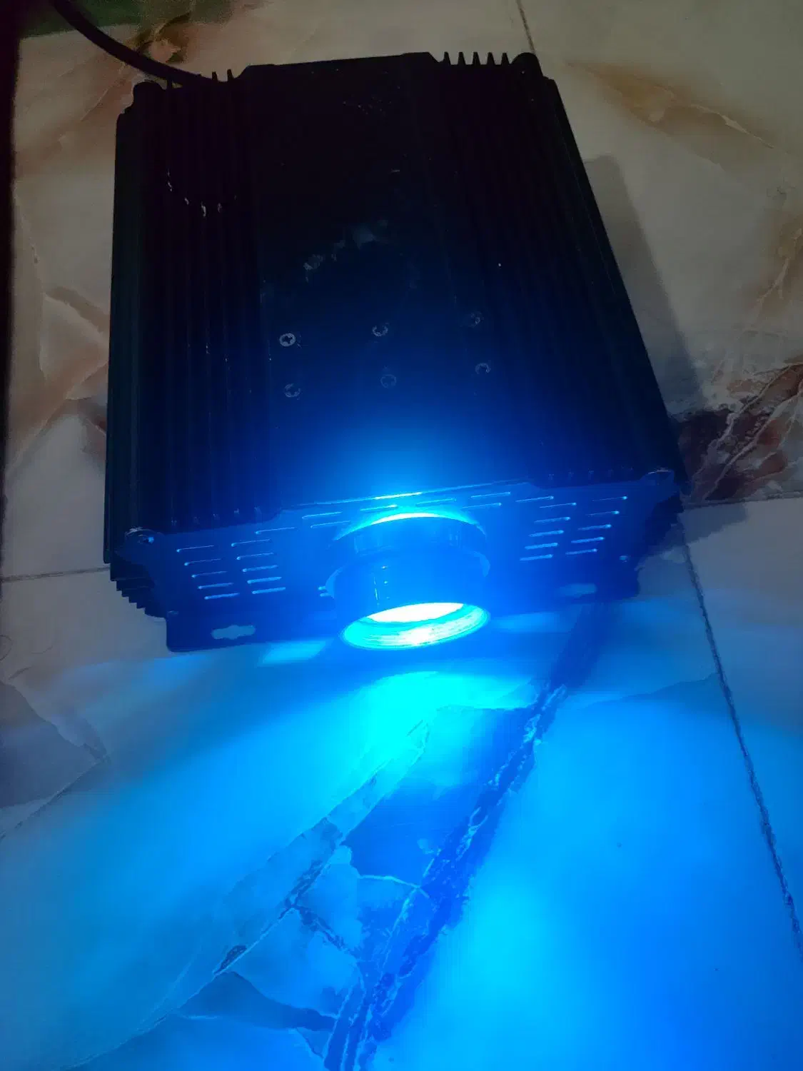 پروژکتور رقص نور حرفه ای|ریسه و چراغ تزئینی|رشت, جانبازان|دیوار