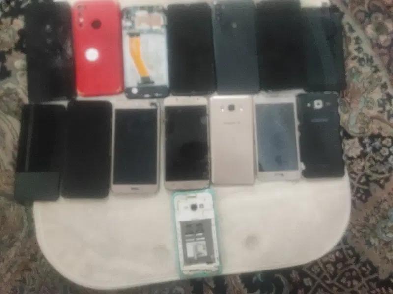 تعداد10عددگوشی لمسی با سه تا السی دی22000000|موبایل|همدان, |دیوار