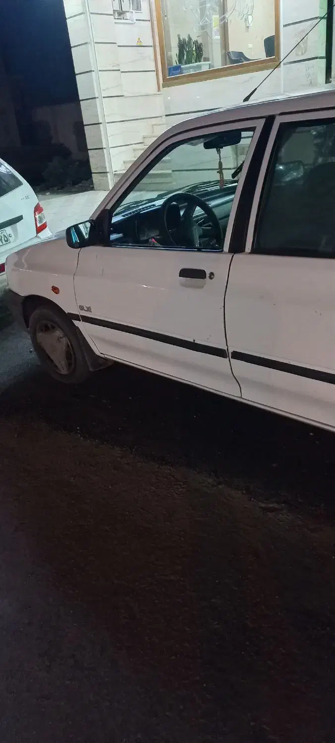 پراید سفید مدل ۸۸|خودرو سواری و وانت|جیرفت, |دیوار