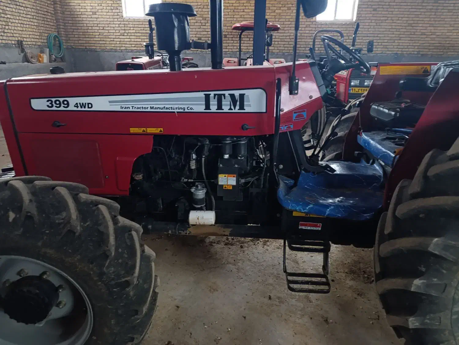 تراکتور 399جفت با 750ساعت کارکرد|خودرو سنگین|ماهیدشت, |دیوار