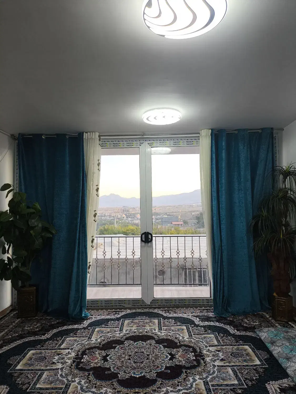 اجاره سوییت باغ ویلا در باغبهادران|اجارهٔ کوتاه‌مدت ویلا و باغ|باغ بهادران, |دیوار