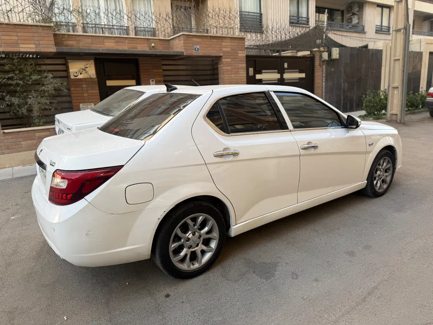 دنا پلاس اتومات مدل۱۴۰۰ نقدواقساط|خودرو سواری و وانت|اصفهان, شیخ اشراق|دیوار