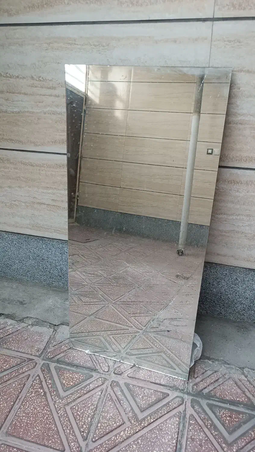 آینه|آینه|همدان, |دیوار