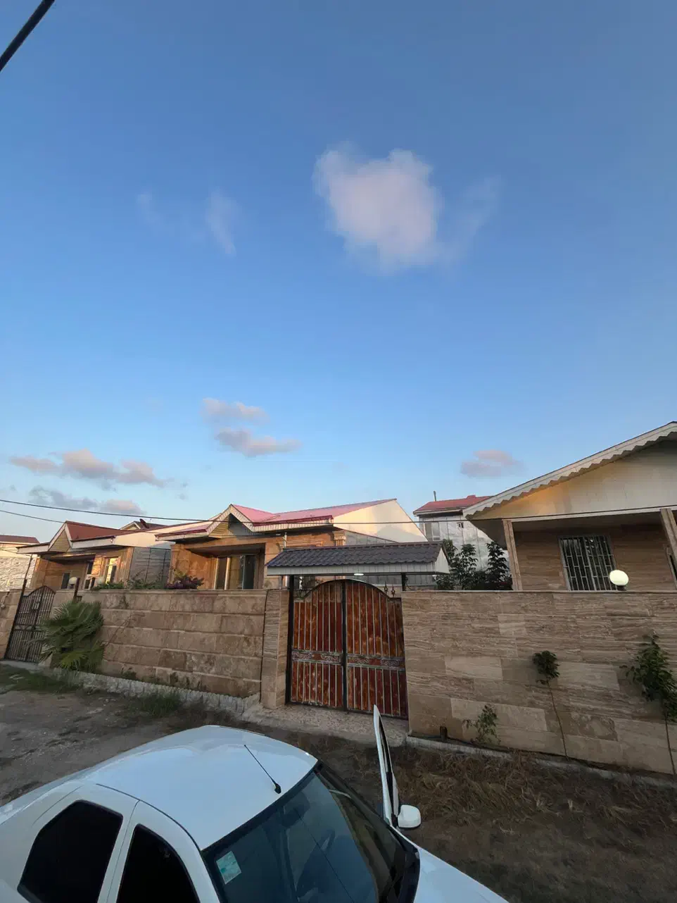 ۹۷متر ویلا ساحلی برای خاص پسندان|فروش خانه و ویلا|چاف و چمخاله, |دیوار