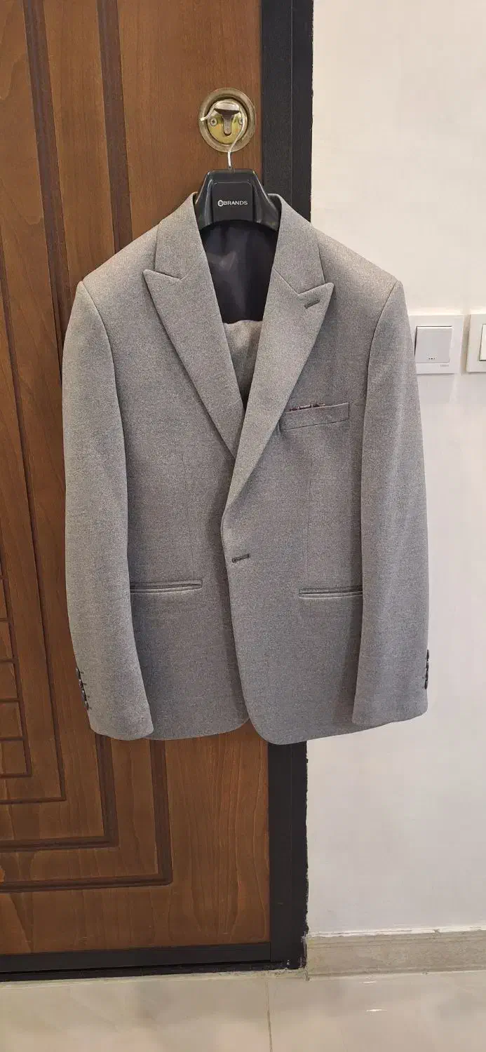 کت وشلوار طوسی خوش دوخت سایز ۵۰|لباس|رشت, توشیبا|دیوار