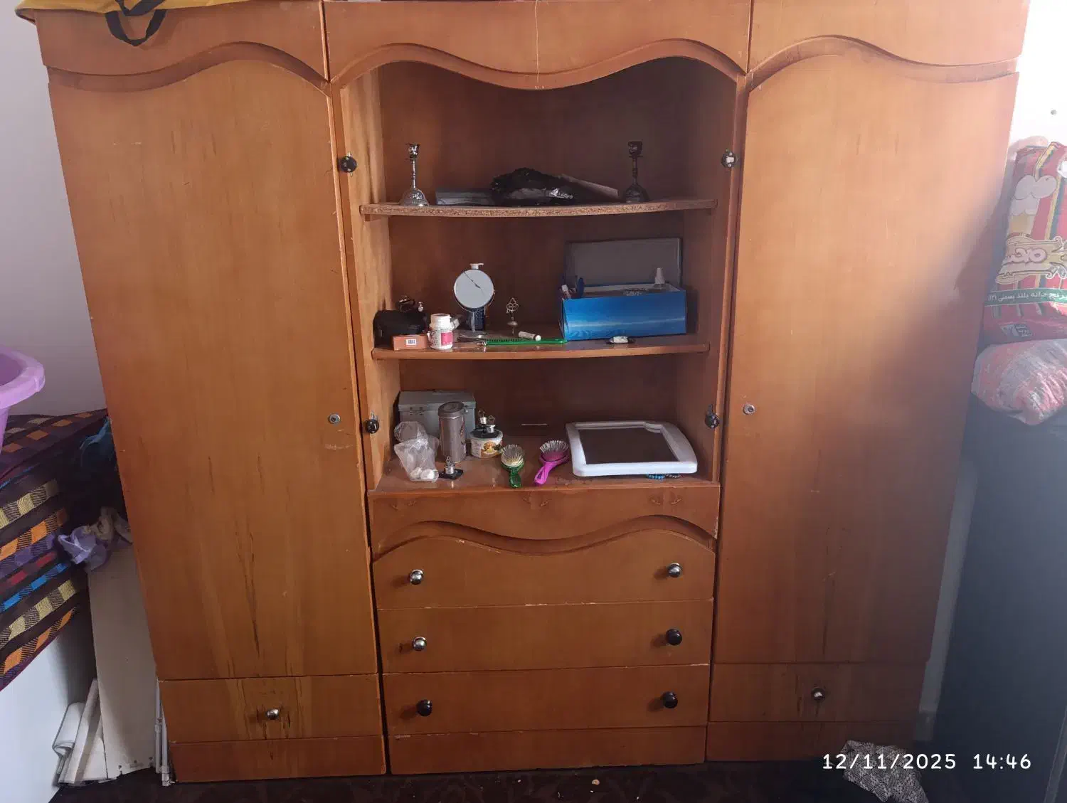 کمد سه تیکه جنس خوب|بوفه، ویترین، کنسول|بندر گناوه, |دیوار