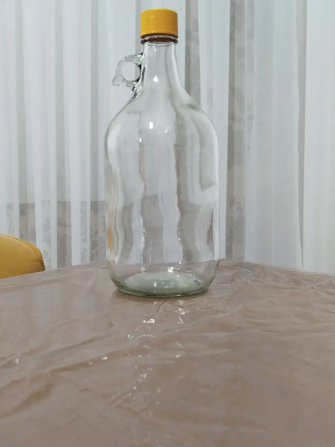 بطری شیشه ای خارجی ۲/۵ لیتری|ظروف نگهدارنده، پلاستیکی، یکبارمصرف|گرگان, |دیوار