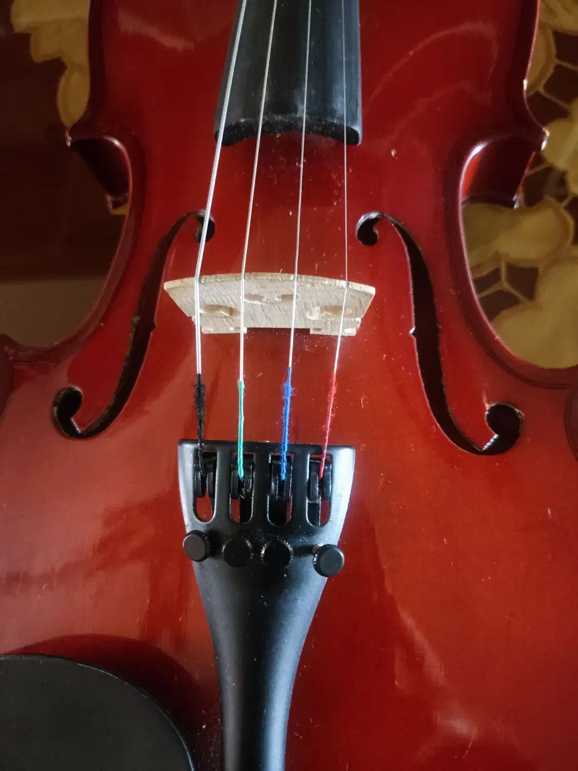 ویولون ۳/۴در حد تمیز|ویولن|بروجرد, |دیوار