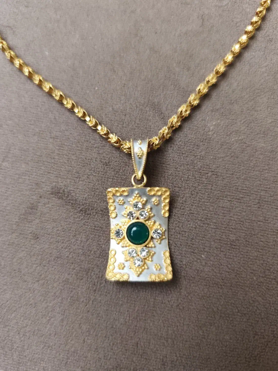 گردنبند و پلاک|جواهرات|تهران, پاسداران|دیوار