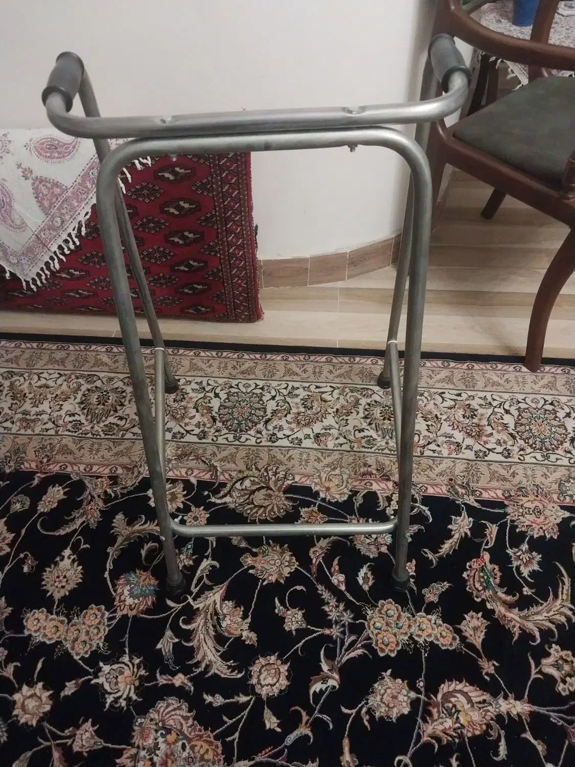 یک عدد واکر کارکرده|پزشکی|فردیس, شهرک ناز|دیوار