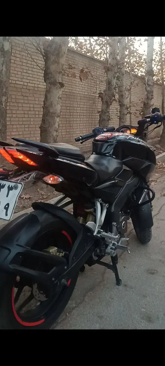 NS200|موتورسیکلت|خمینیشهر, |دیوار