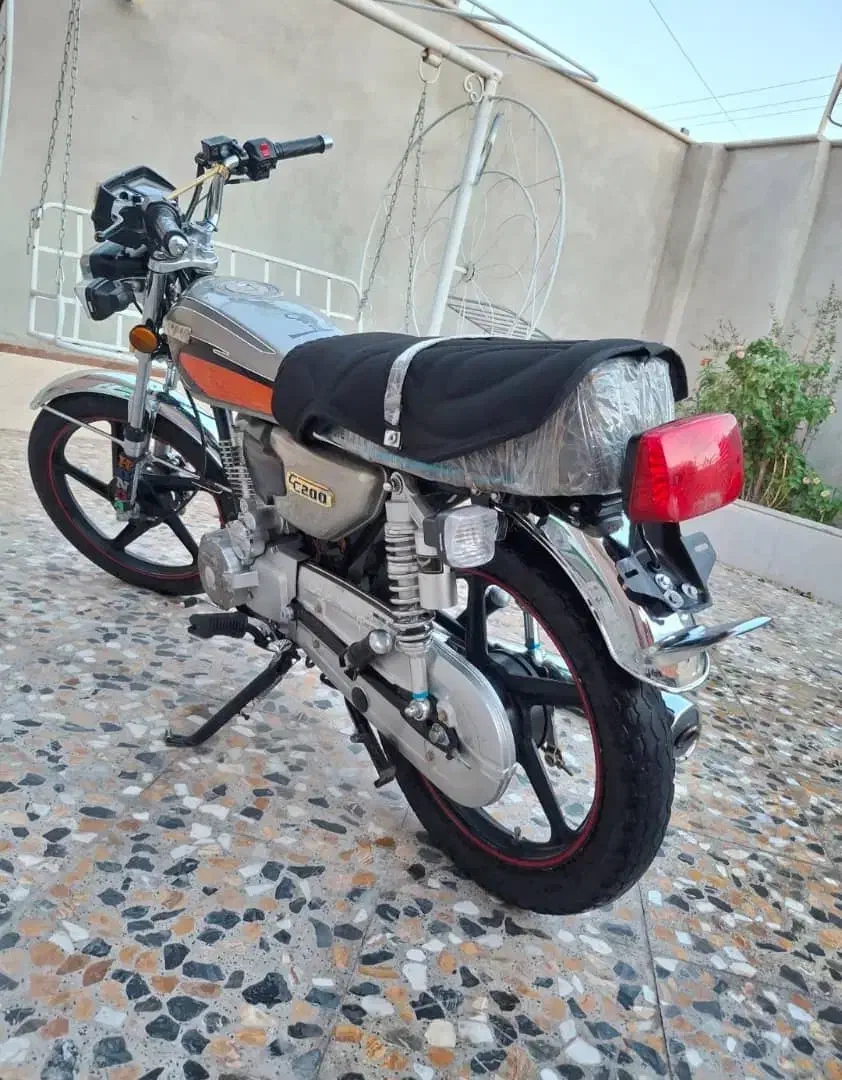 200پرواز|موتورسیکلت|کرمان, |دیوار