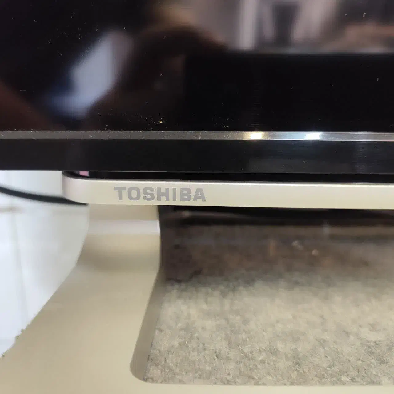 تلویزیون هوشمند ۵۰ اینچ توشیبا|تلویزیون و پروژکتور|قم, باجک سه|دیوار