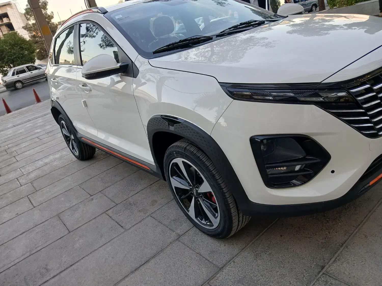 فروش فوری X33CROSSCVT|خودرو سواری و وانت|شیراز, تاچارا|دیوار