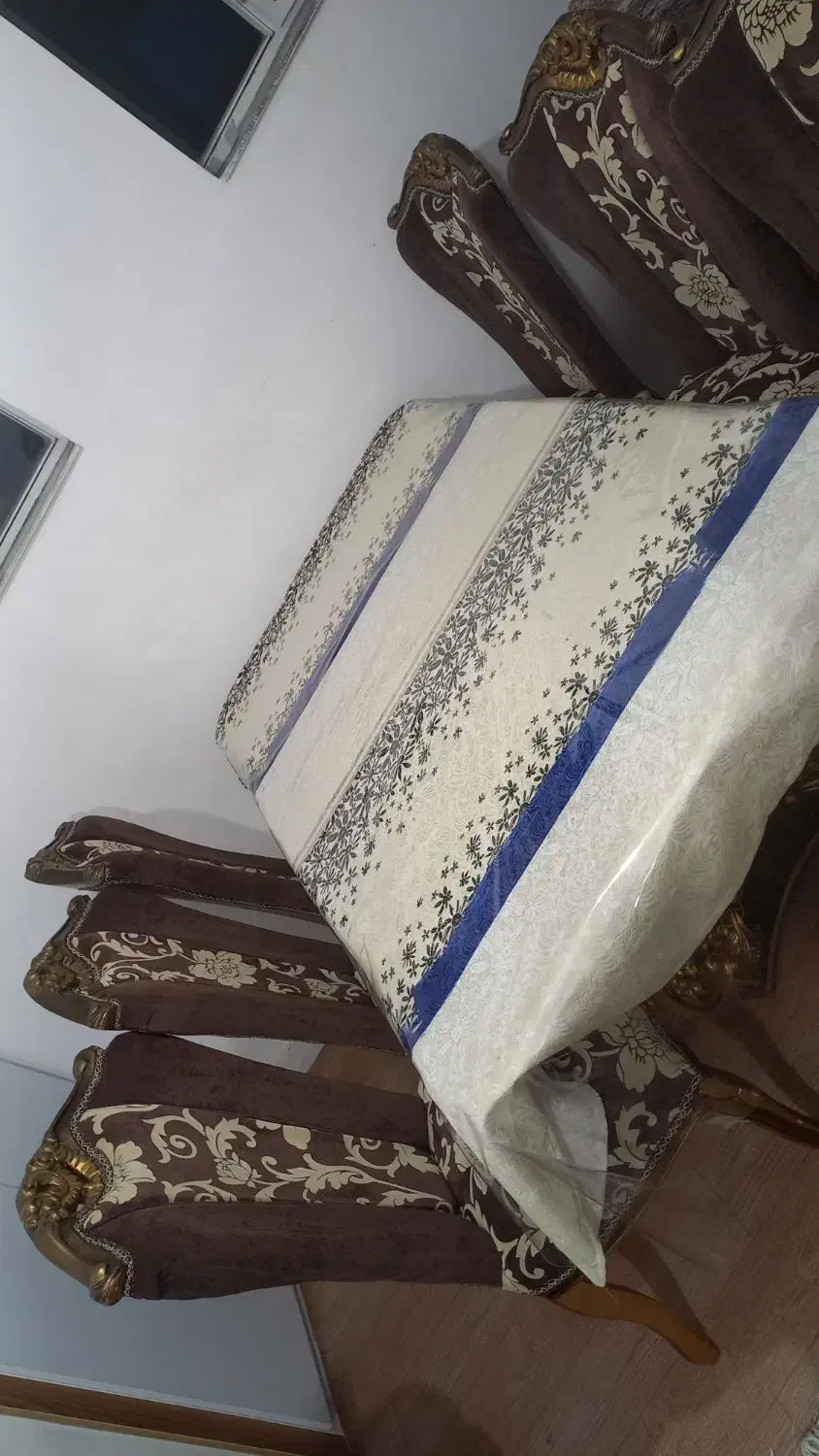 میز غذاخوری سلطنتی شش نفره|میز و صندلی غذاخوری|ارومیه, |دیوار