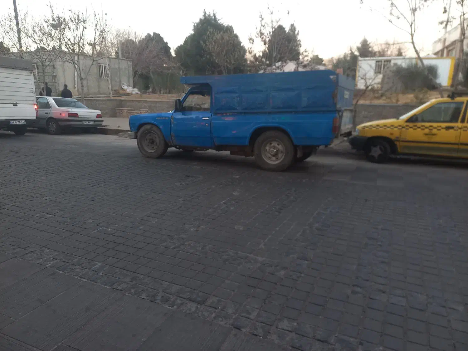 نیسان  جک دار۱۰تون|خودرو سواری و وانت|تبریز, |دیوار