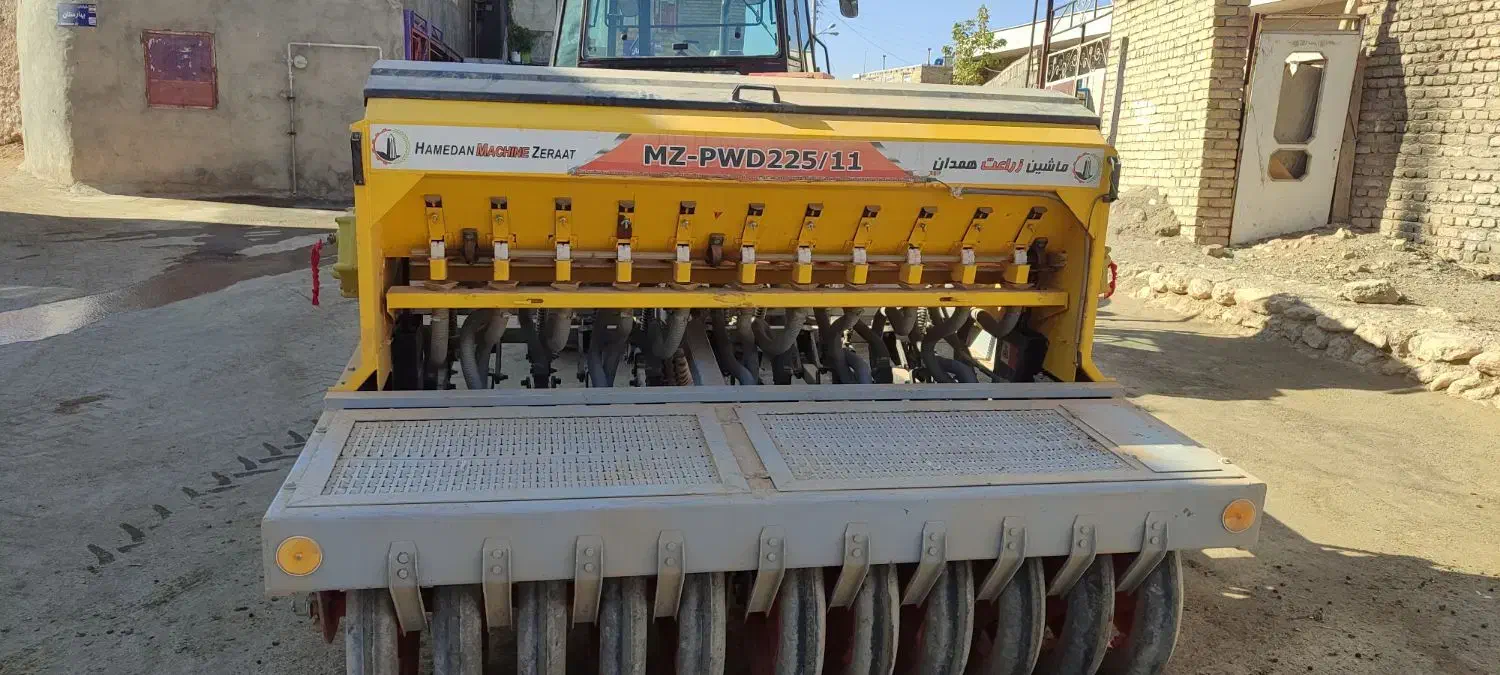 عمیق کار|ماشینآلات صنعتی|فامنین, |دیوار