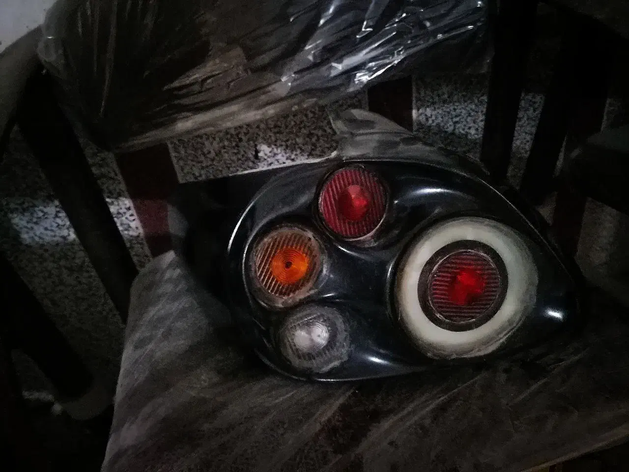 چراغ عقب ۲۰۶|قطعات یدکی و لوازم جانبی|لنگرود, |دیوار