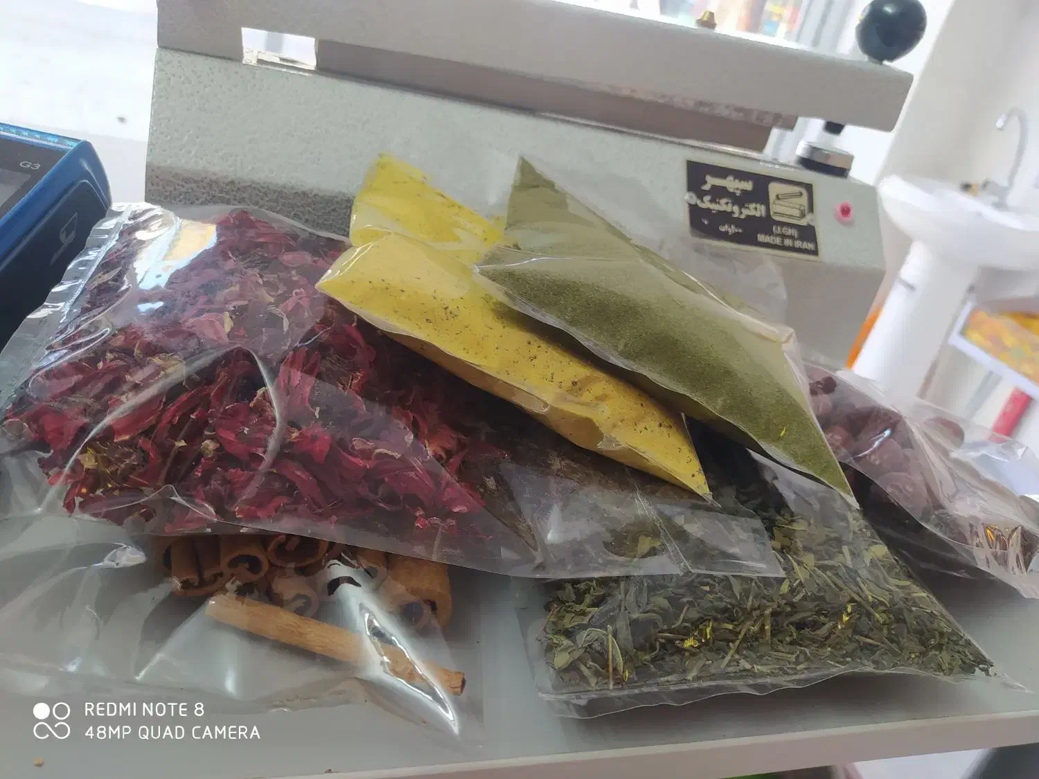 انواع عرقیجات و ادویه ها|خوردنی و آشامیدنی|تهران, دانشگاه شریف|دیوار