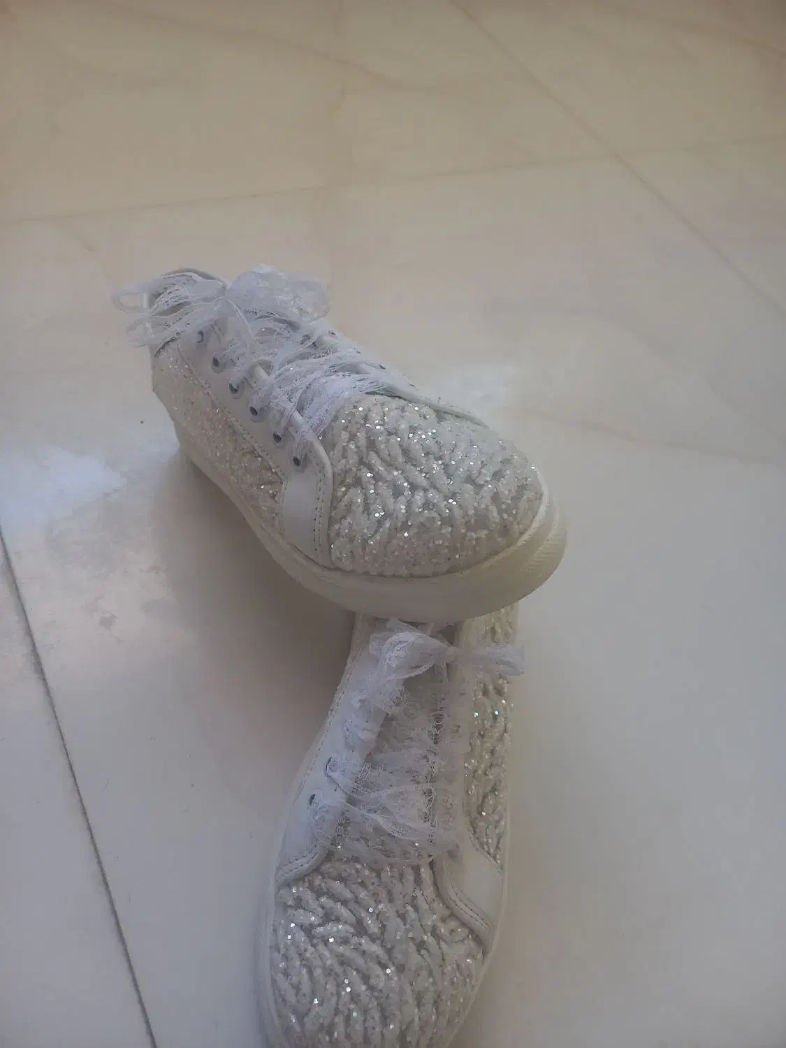 اجاره لباس عروس با تمامی وسایل|لباس|شاهرود, |دیوار