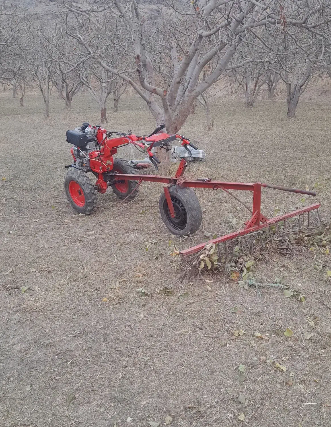 دستگاه چوب جمع کن و شخم زنی|خدمات باغبانی و درختکاری|مشگین شهر, |دیوار