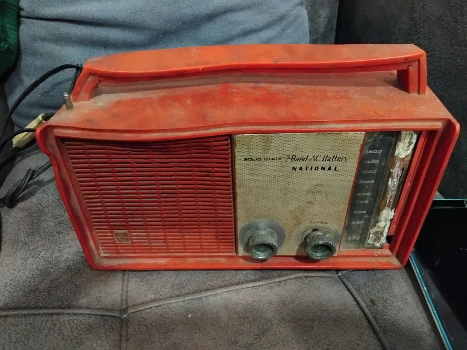 رادیوقدیمی|کلکسیون اشیاء عتیقه|مشهد, شهید شهریاری|دیوار