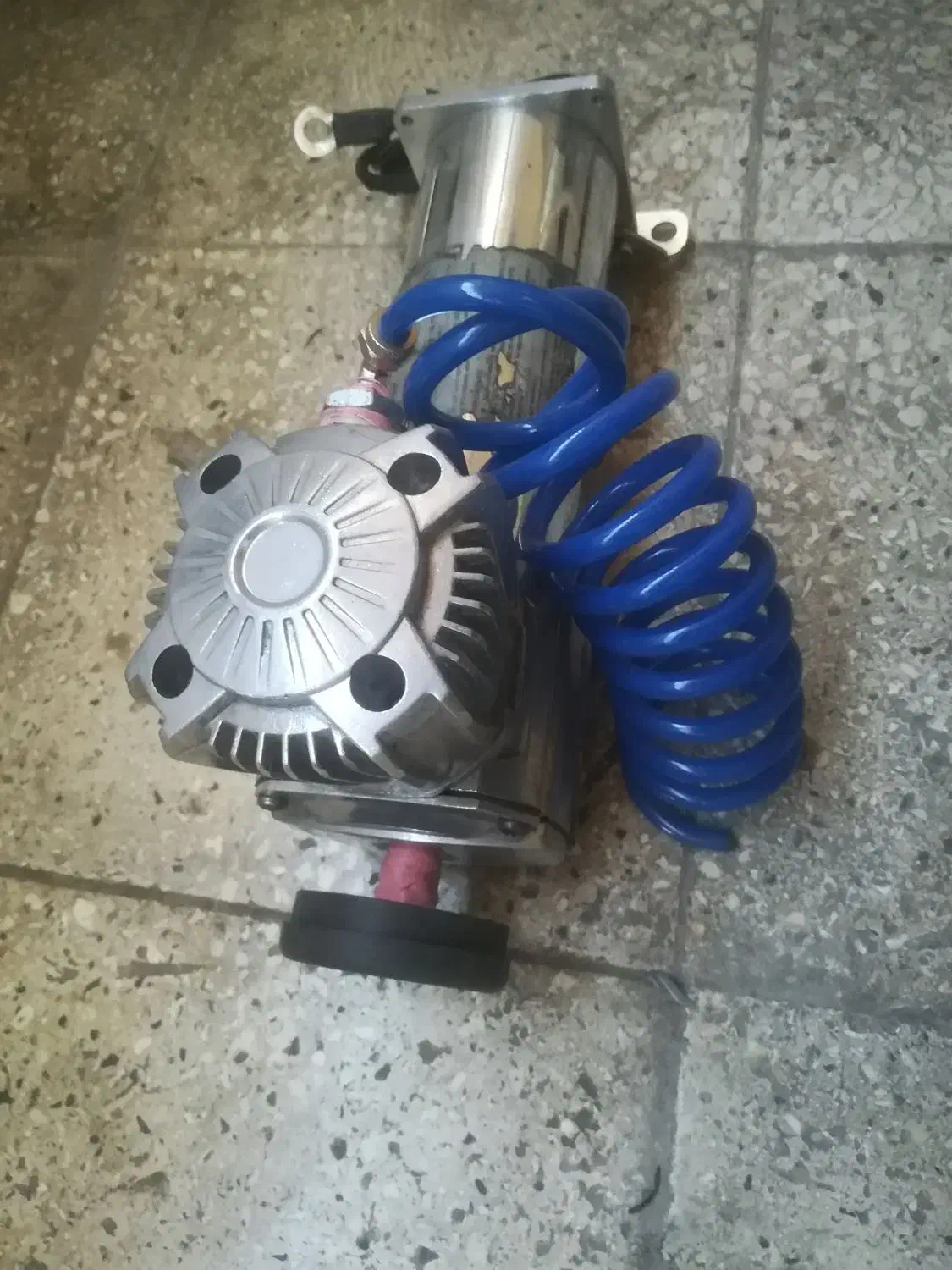 کمپرسور پنوماتیک|قطعات یدکی و لوازم جانبی|شیراز, تندگویان|دیوار