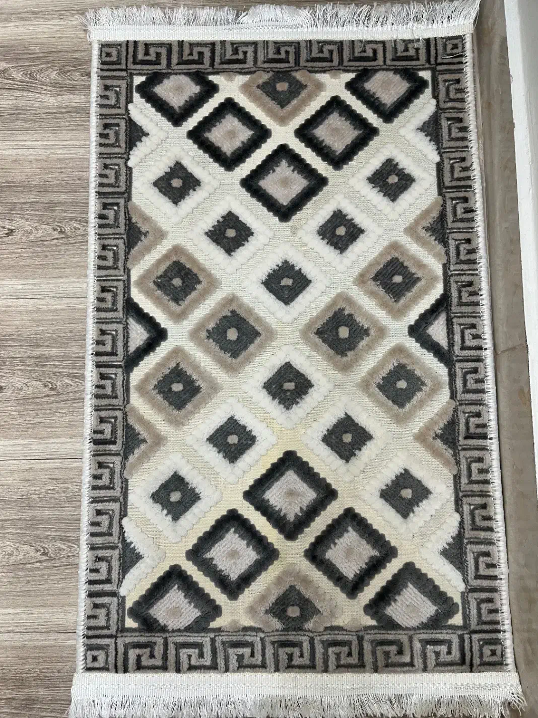 پادری|پادری|تهران, خلیج فارس|دیوار