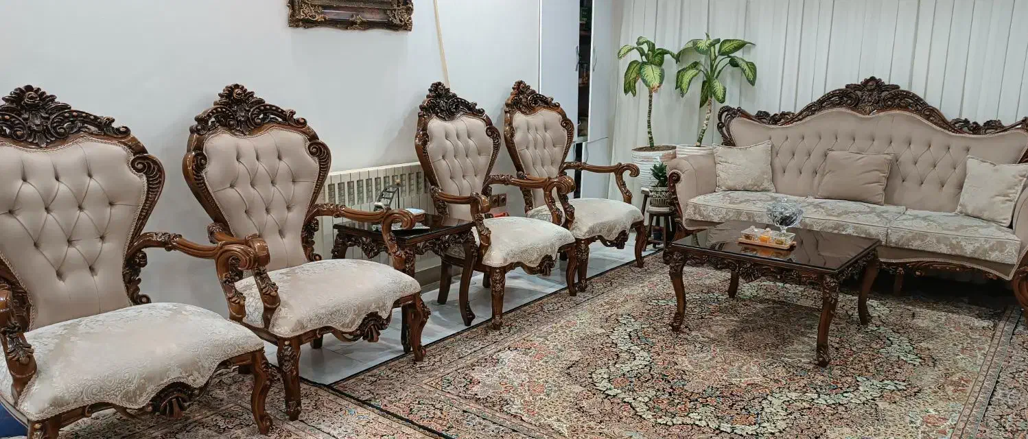 مبل ۷ نفره با میزنهارخوری ۶-۴ نفره|مبلمان خانگی و میز عسلی|باقرشهر, |دیوار