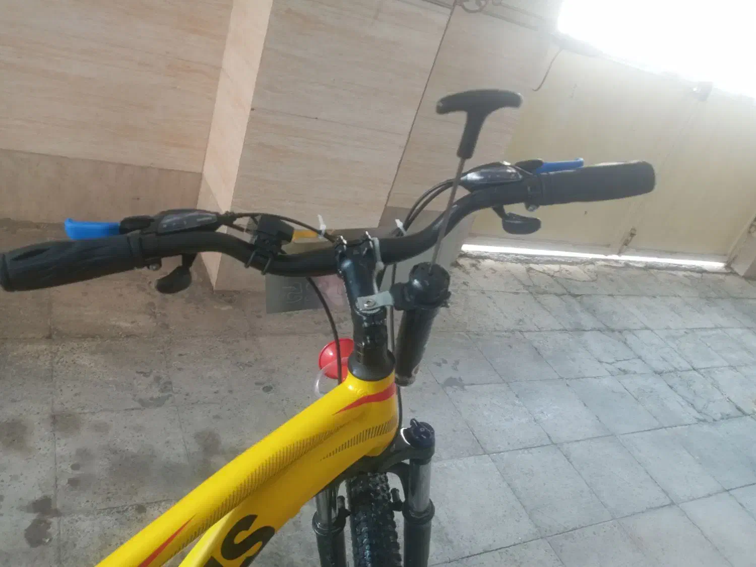 دوچرخه ۲۶تنه کوچک|دوچرخه، اسکیت، اسکوتر|اندیشه, اندیشه فاز ۱|دیوار