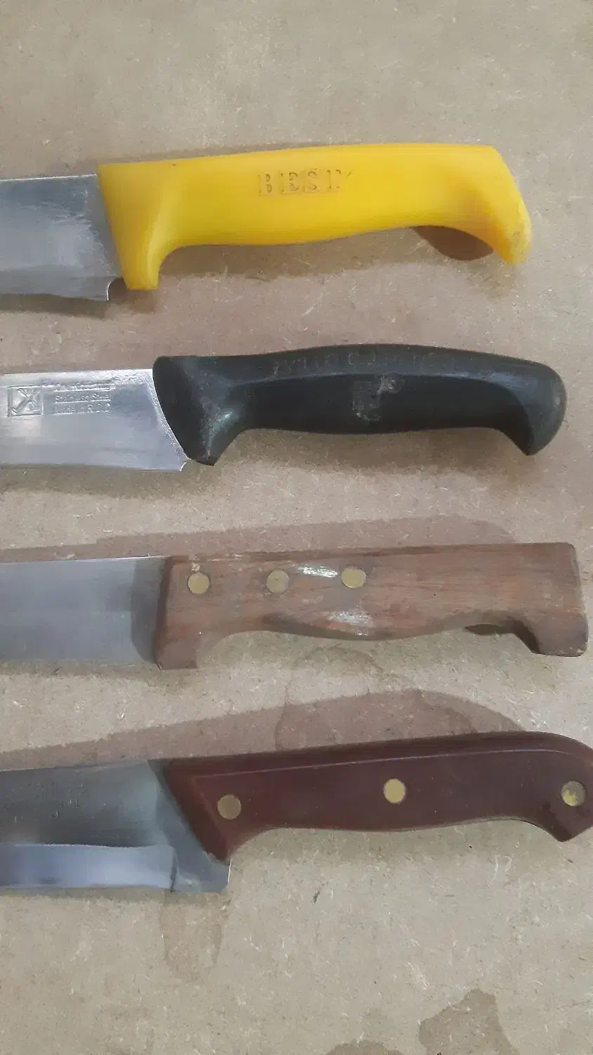 چاقو ومصقل کلکسیونی|کلکسیون اشیاء عتیقه|قم, چهل درخت|دیوار