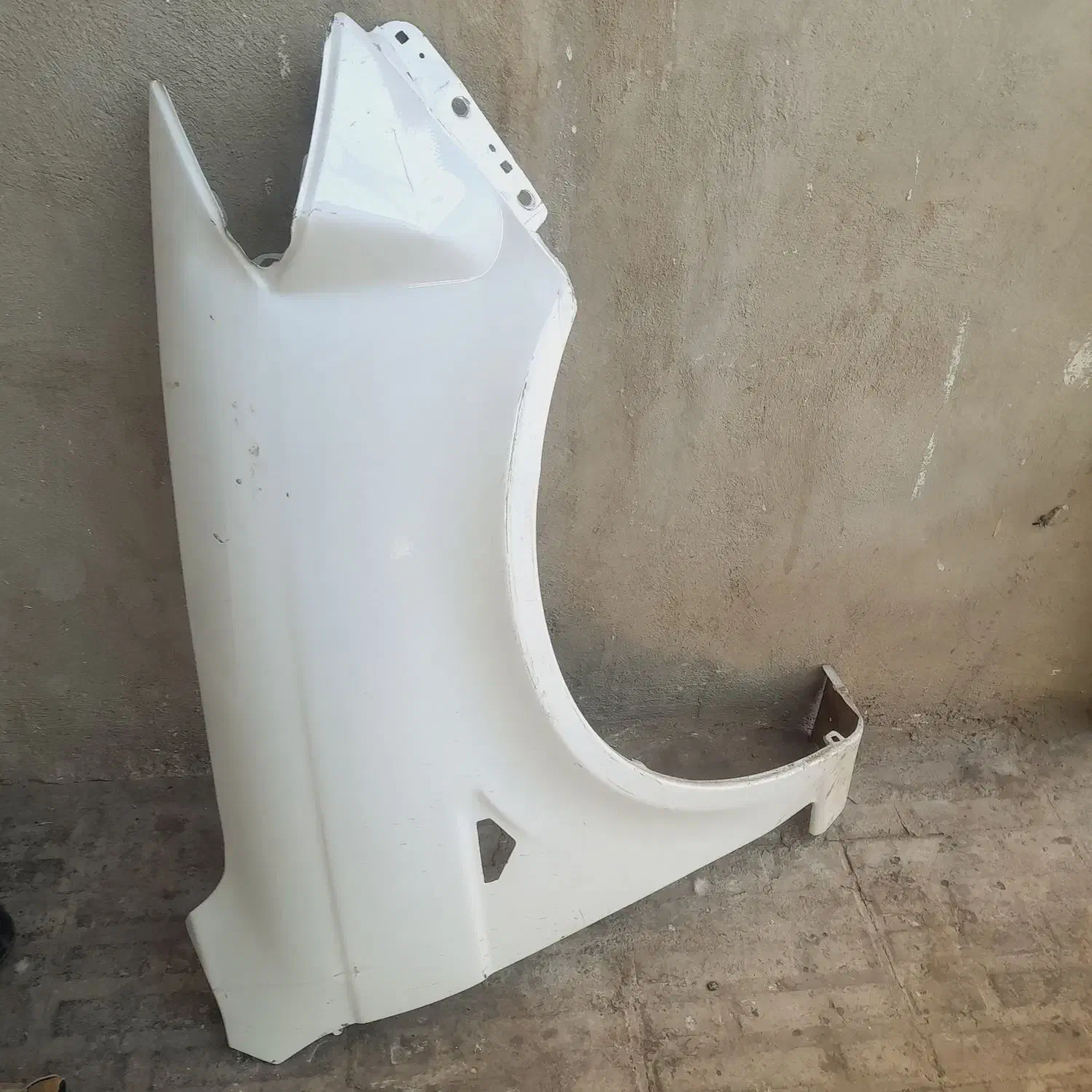 گلگیرجلوساینا|قطعات یدکی و لوازم جانبی|کرمان, |دیوار